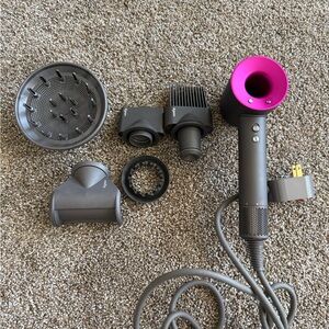 SOLD🛑❌Dyson Hair Dryer in Gray and Pink with Attachments